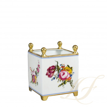 Горшок цветочный 15см коллекции A La Reine бренда Bernardaud