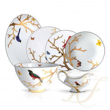 Столовый сервиз на 6 персон коллекции Aux Oiseaux бренда Bernardaud