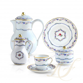 Кофейный сервиз на 6 персон коллекции Le Gobelet Du Roy бренда Bernardaud