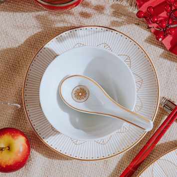 Ложка фарфоровая 14см коллекции Malmaison Impériale Or бренда Christofle