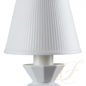 Лампа настольная (белый) 28 х 9см коллекции Belle de Nuit бренда Lladro