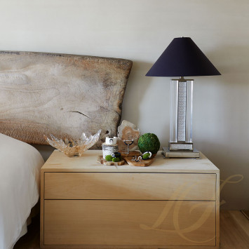 Настольная лампа без абажура 