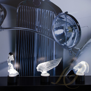 Светящиеся статуэтка 