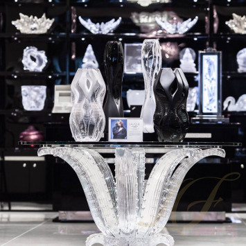 Подстолье 69x114см коллекции Cactus бренда Lalique