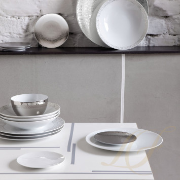 Тарелка подстановочная 33см коллекции TAC Skin Platin бренда Rosenthal