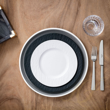 Тарелка закусочная 22см коллекции Manufacture Rock Blanc бренда Villeroy & Boch