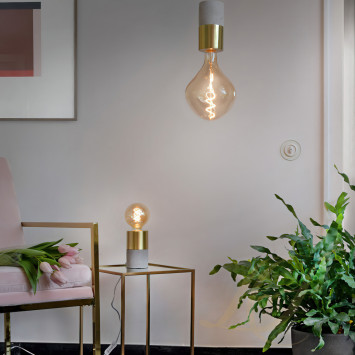 Настольная лампа 