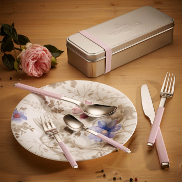 Столовый сервиз на 6 персон коллекции Mariefleur Gris бренда Villeroy & Boch