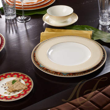 Столовый сервиз на 6 персон коллекции Samarkand бренда Villeroy & Boch