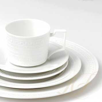 Чайный сервиз на 4 персоны коллекции Intaglio бренда Wedgwood