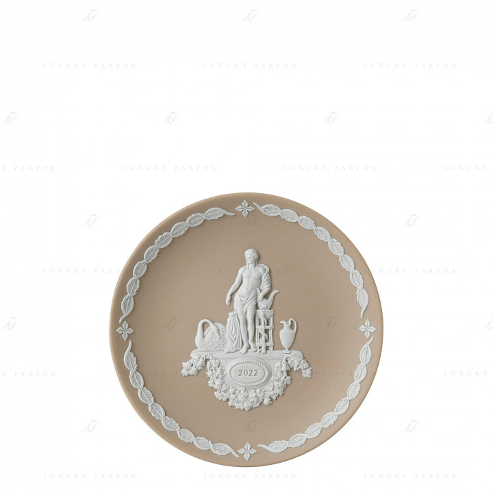 Тарелка 17,5см коллекции New Year Collectibles бренда Wedgwood