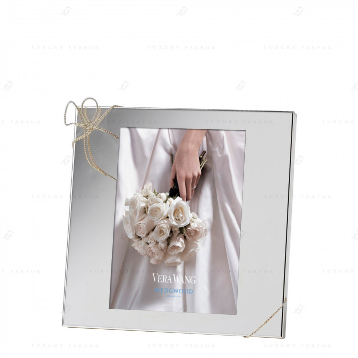 Рамка для фотографии 20x25см коллекции Vera Wang - Love Knots бренда Wedgwood
